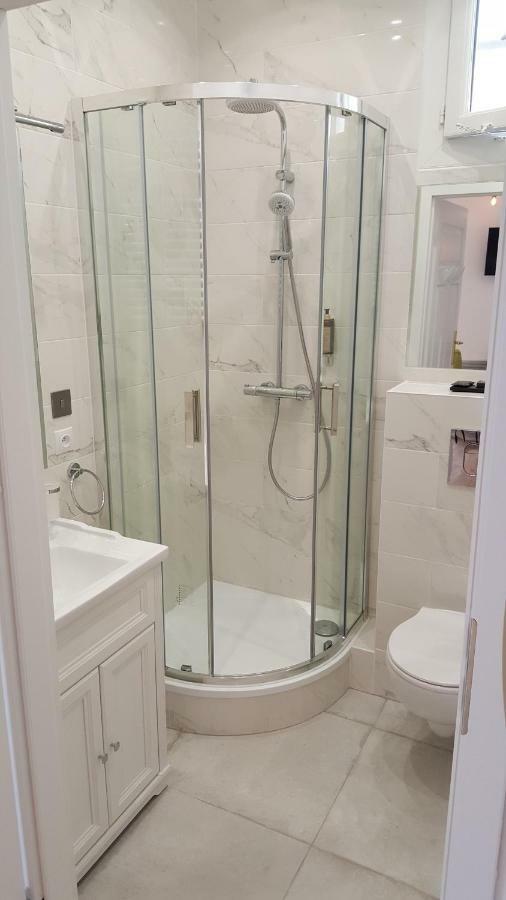 123 Sadi Carnot, Classe 2 Etoiles Saint-Raphaël Екстериор снимка